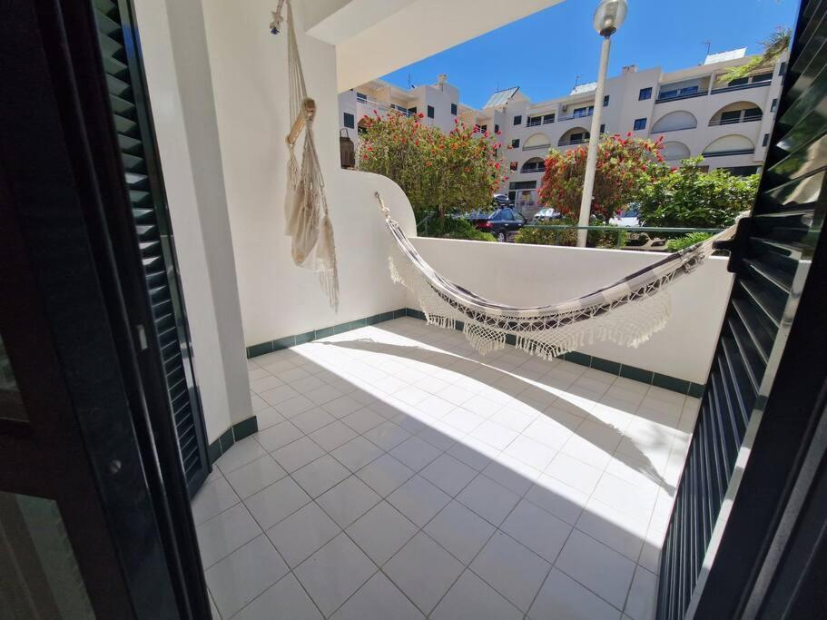 Charming Beachside Apartment- The Perfect Getaway! Αλμπουφέιρα Εξωτερικό φωτογραφία